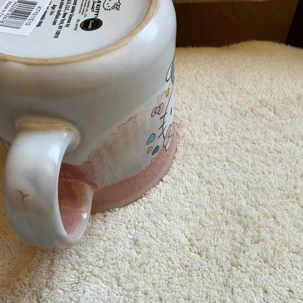 Hello Kitty with Hearts Oversized Mug, pink & white ADORABLE NWT